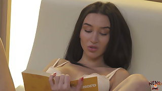 Sexy Student Trample Pussy while Swotting for Exam